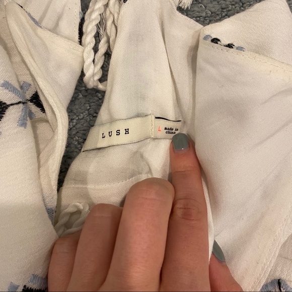 Lush romper - Picture 2 of 3